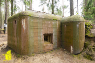 De muur beschermt het blockhaus tegen granaatvuur